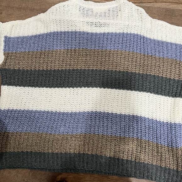 Alter’d State Sweater - Picture 2 of 2